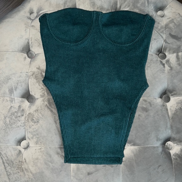 Two piece set - Picture 4 of 6